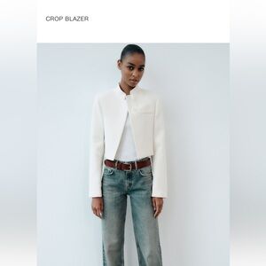 White Zara crop blazer